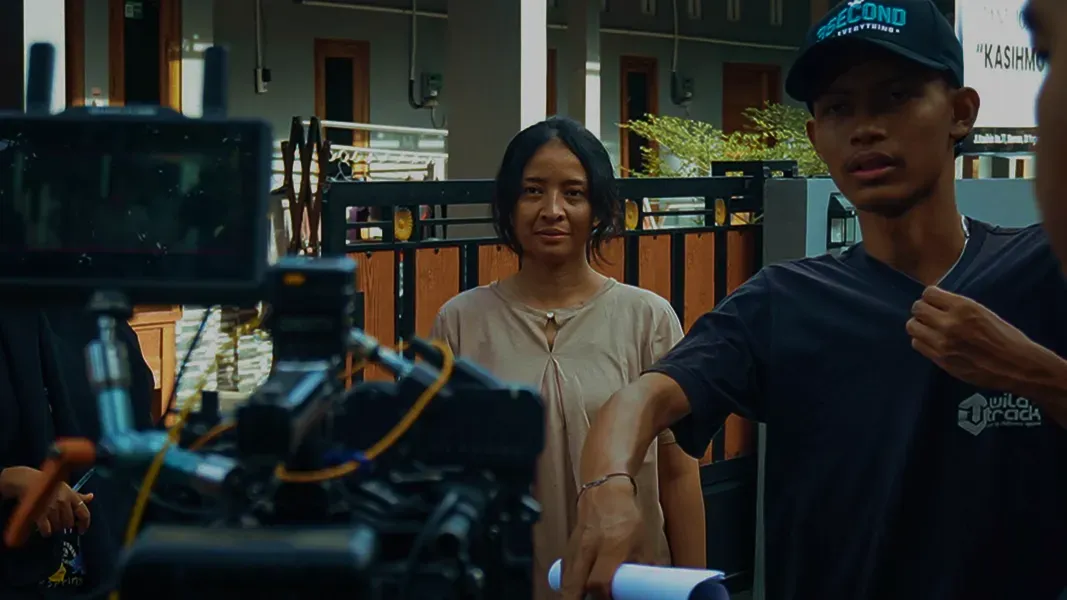 Crew on set